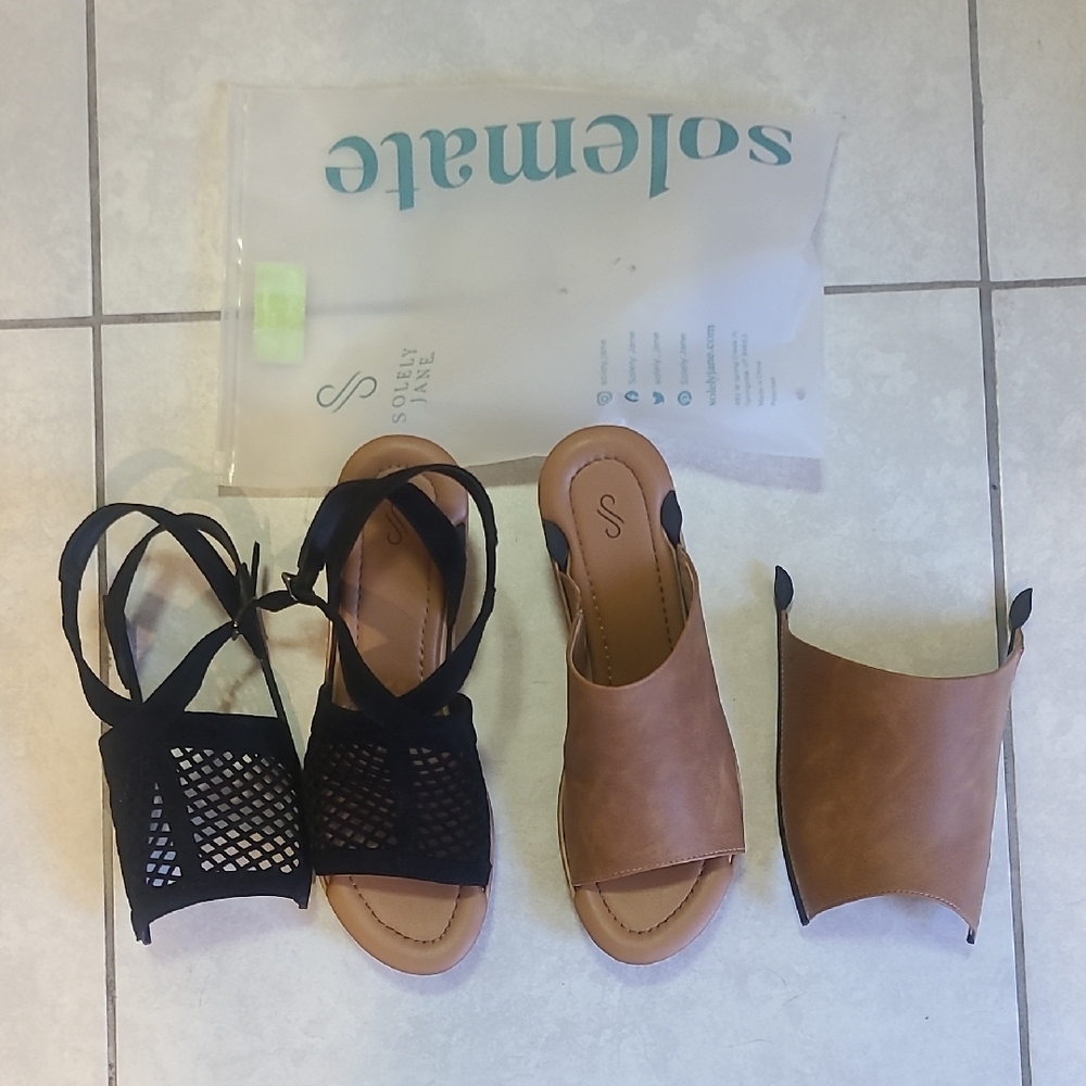 Soley Jane Interchangeable Black and Tan Sandals